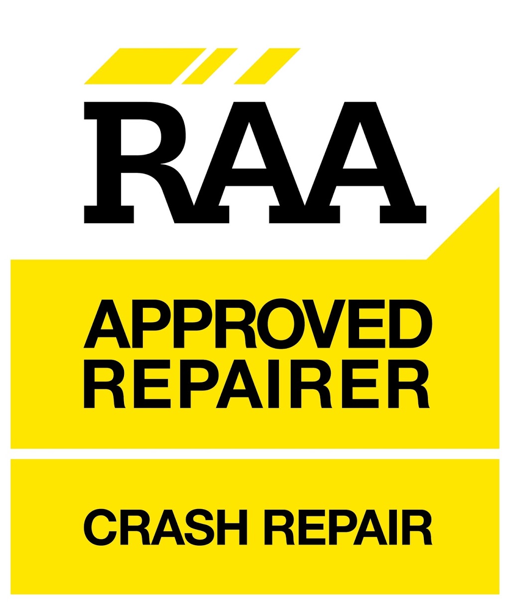 Parkers Crash Repairs Victor Harbor | car repair | 14 Warne St, Victor Harbor SA 5211, Australia | 0885521950 OR +61 8 8552 1950