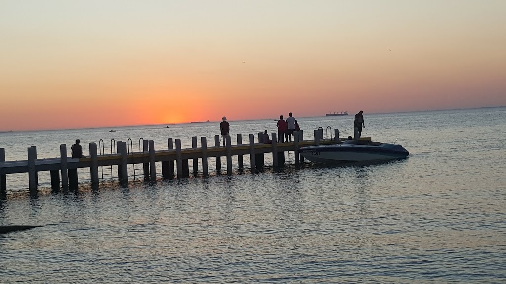 Foreshore Trail | park | Head St, Brighton VIC 3186, Australia