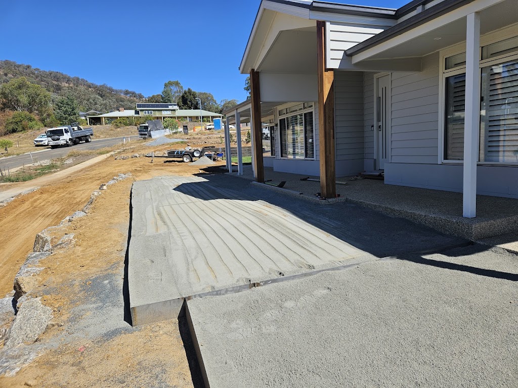 We dig ya bobcat service | 57 Jelbart Rd, Jindera NSW 2642, Australia | Phone: 0408 460 499