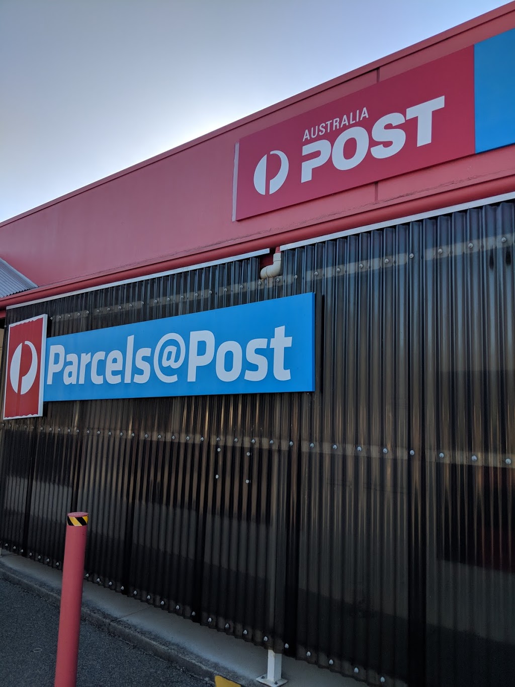 Australia Post - Bibra Lake Business Hub | post office | 21-23 Port Pirie St, Bibra Lake WA 6163, Australia | 131318 OR +61 131318