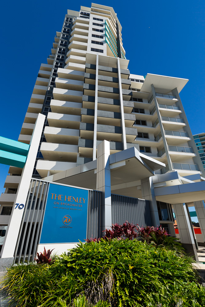 The Henley on Broadwater | lodging | 70 Marine Parade, Southport QLD 4215, Australia | 0755912111 OR +61 7 5591 2111