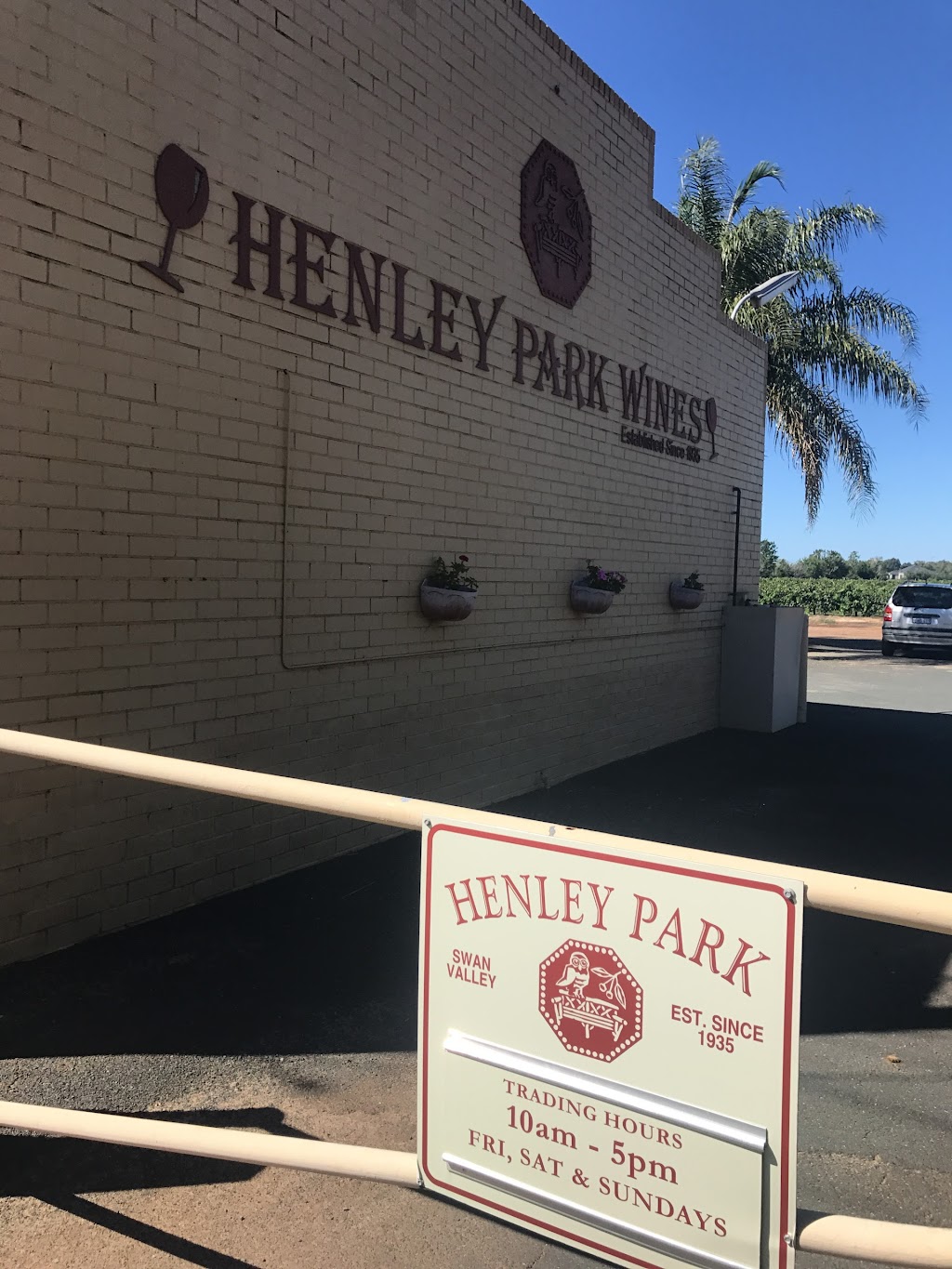 Henley Park Winery | 6 Swan St, Henley Brook WA 6055, Australia | Phone: (08) 9296 4328