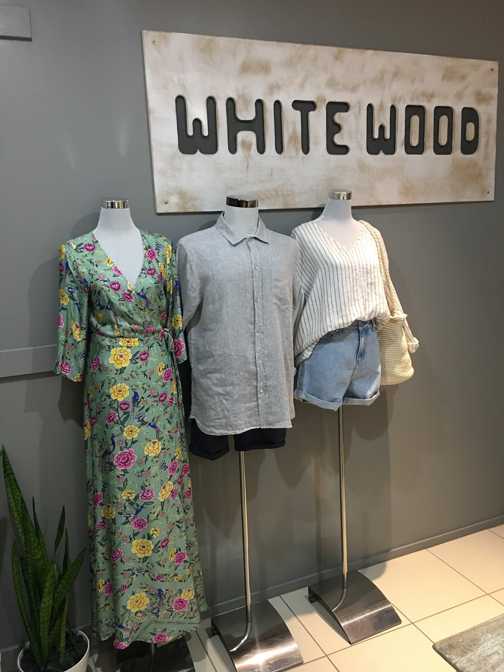 White Wood Boutique | clothing store | 3 92/90 Ballina St, Lennox Head NSW 2478, Australia | 0402296459 OR +61 402 296 459