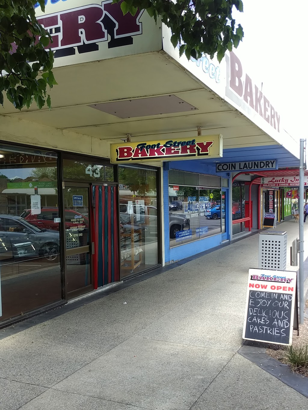 Foot Street Bakery | bakery | 43 Foot St, Frankston VIC 3199, Australia | 0397815411 OR +61 3 9781 5411