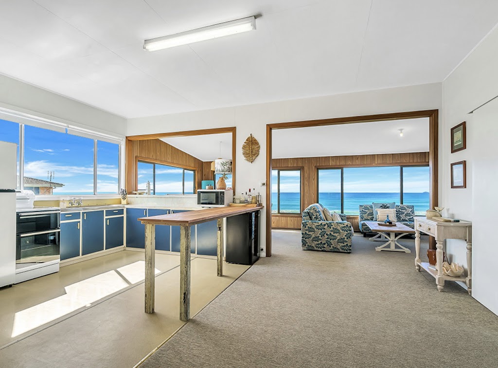Kokomo Beach House | 2 South Terrace, Wooli NSW 2462, Australia | Phone: 0405 676 961