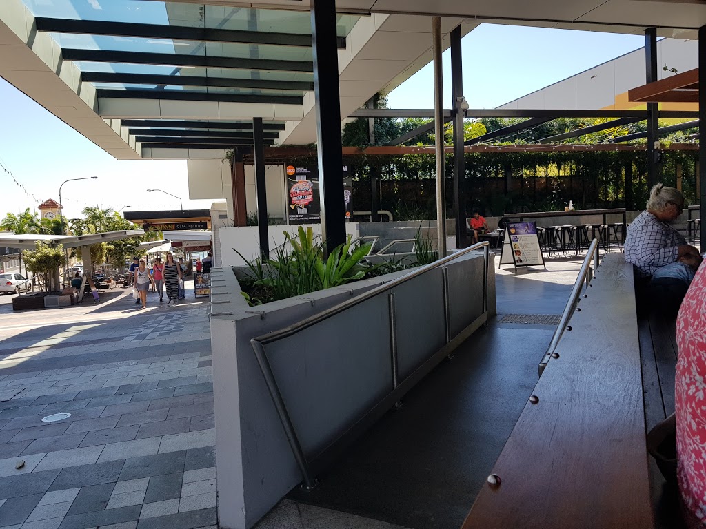 Lightbox Espresso & Wine Bar | 56 Goondoon St, Gladstone Central QLD 4680, Australia | Phone: (07) 4972 2698