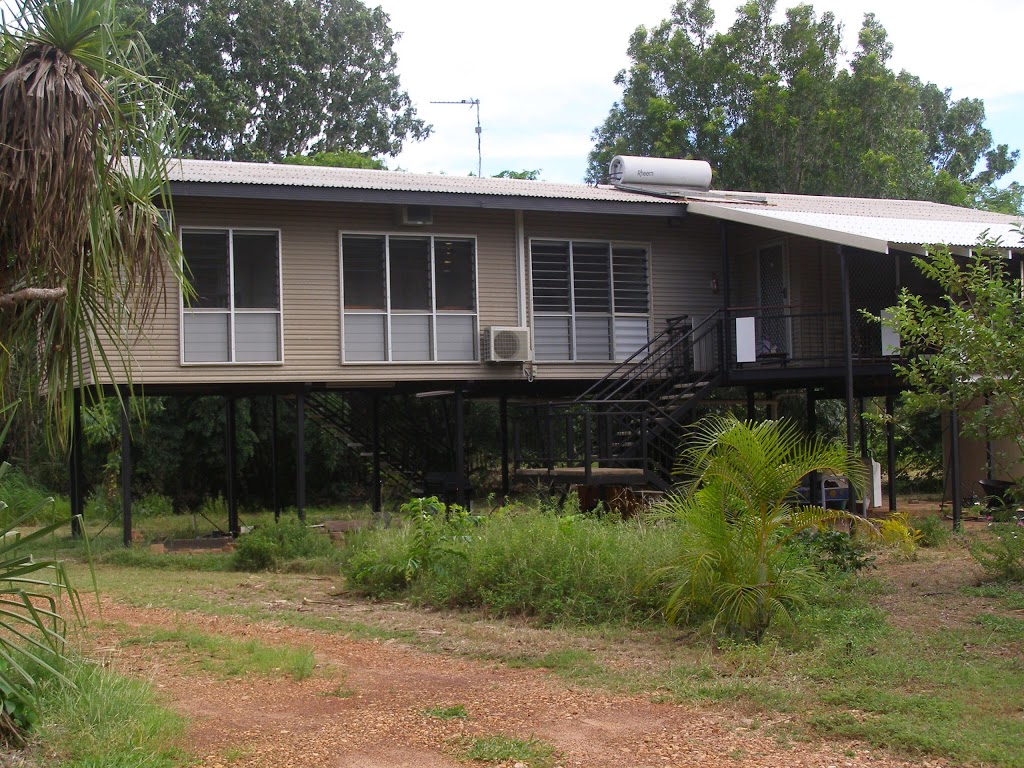 Wagait Beach Holiday Houses | lodging | 132 Cox Dr, Wagait Beach NT 0822, Australia | 0407003540 OR +61 407 003 540