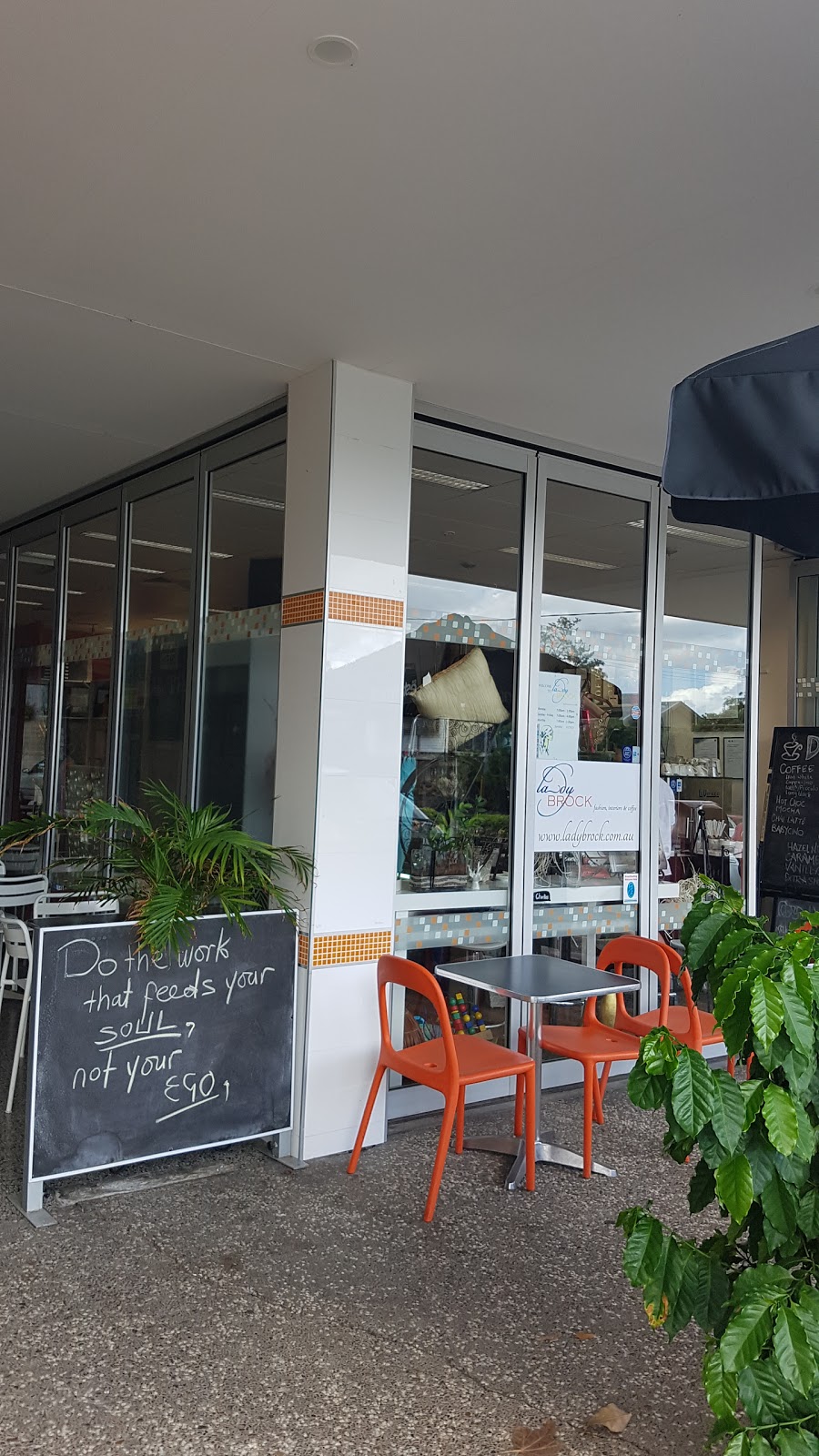 Lady Brock Cafe | 97 Seville Rd, Holland Park QLD 4121, Australia | Phone: 0479 048 410