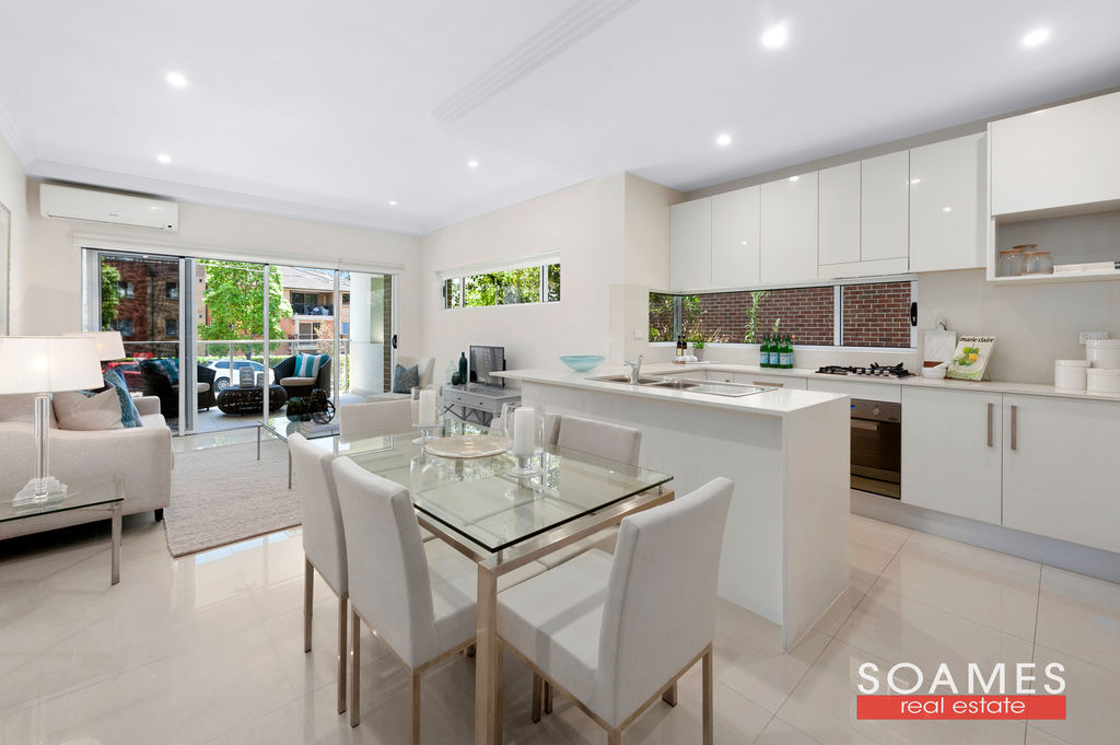 Katie Williams - Real Estate Agent - Soames Real Estate | 208 Pacific Hwy, Hornsby NSW 2077, Australia | Phone: 0456 896 001