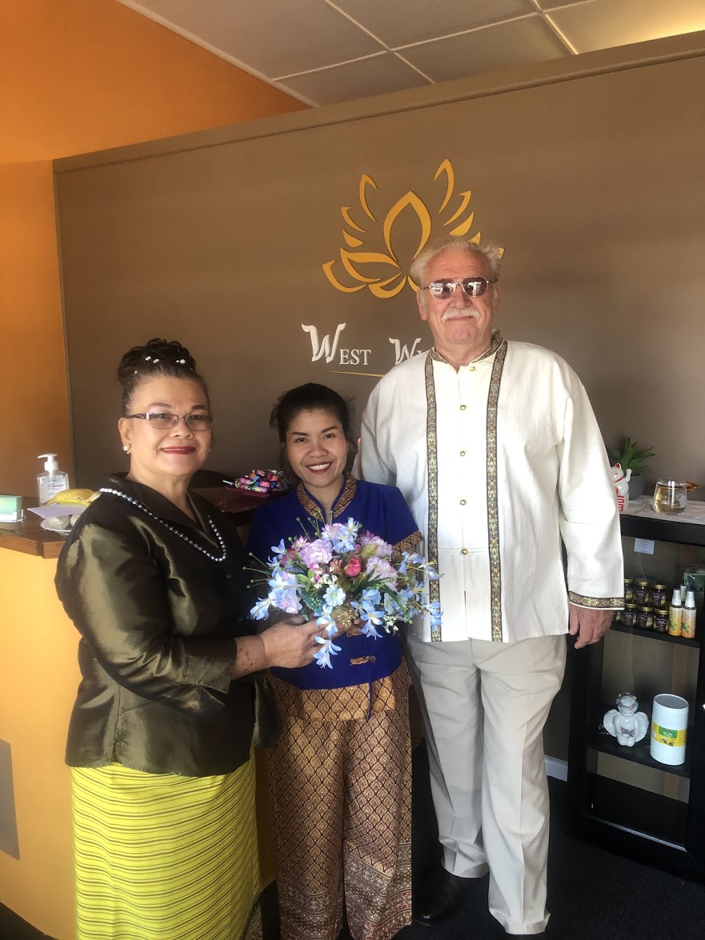 West Wyalong Thai Massage |  | 1/80 Main St, West Wyalong NSW 2671, Australia | 0416969462 OR +61 416 969 462