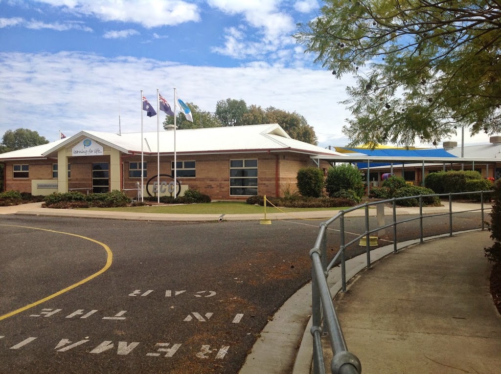 Emerald Christian College | school | 6373 Gregory Hwy, Emerald QLD 4720, Australia | 0749820977 OR +61 7 4982 0977