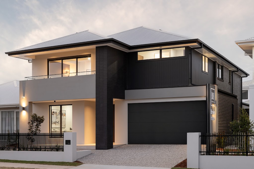 Brolen Homes - Homeworld Oran Park | 35 Allambie Cct, Oran Park NSW 2570, Australia | Phone: 0477 002 154