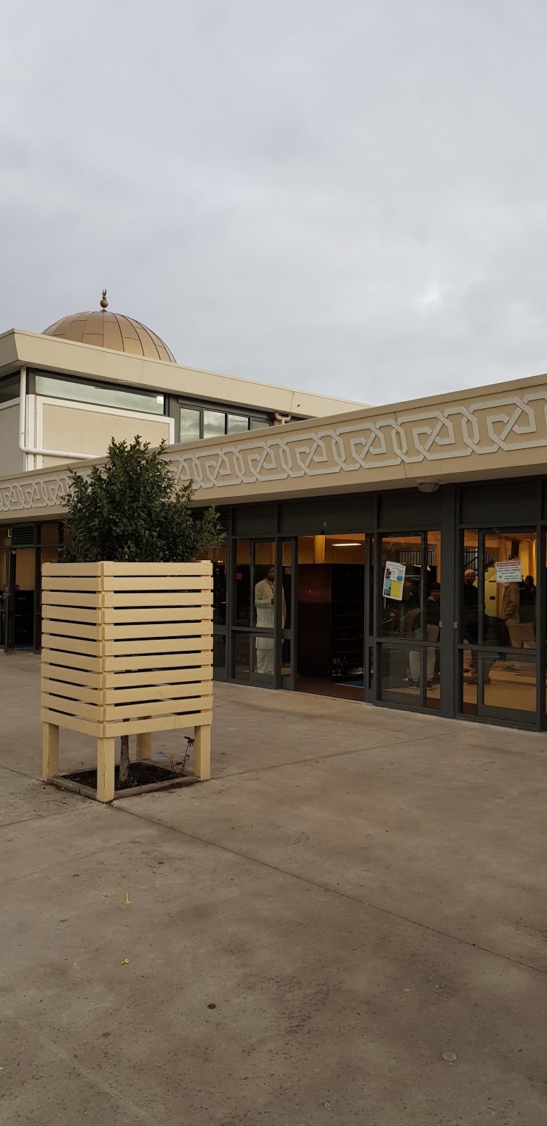 Fawkner Mosque (Mens Prayer Hall) | mosque, Fawkner VIC 3060, Australia | Phone: (03) 9355 6800