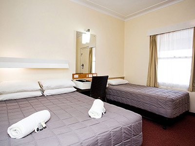 Cowra Motor Inn | lodging | 3 Macquarie St, Cowra NSW 2794, Australia | 0263422011 OR +61 2 6342 2011