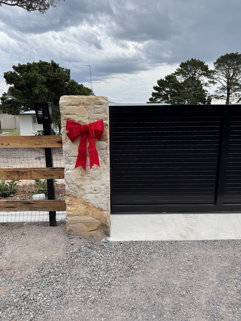 Yellamo Estate | 572-574 Darkes Forest Rd, Darkes Forest NSW 2508, Australia | Phone: 0436 318 645