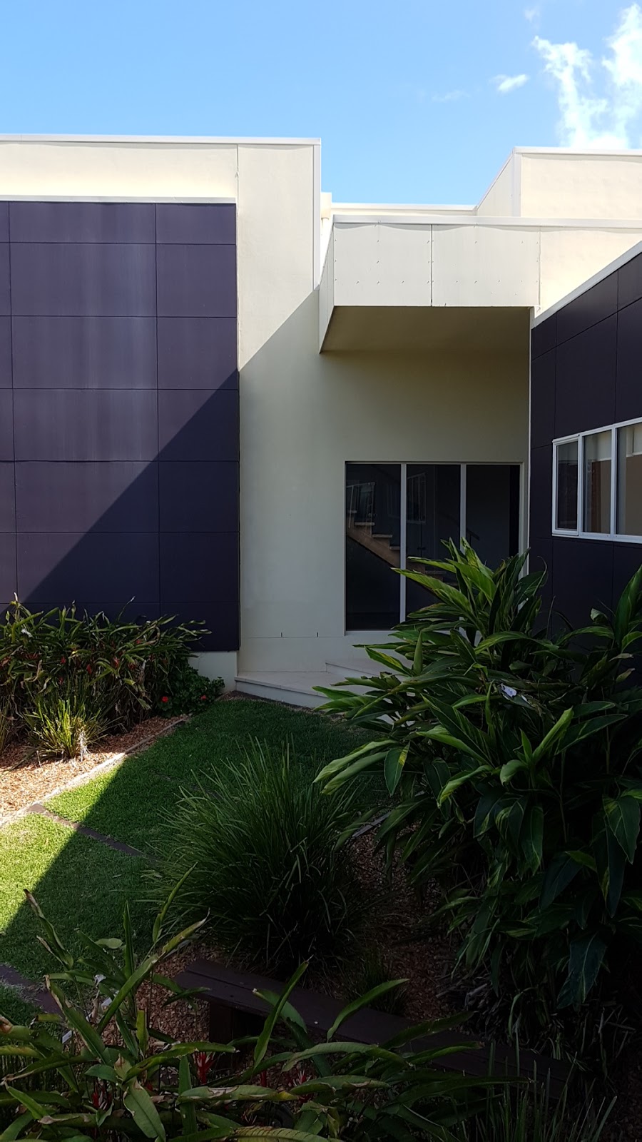 Kilala - executive style home | lodging | 34 Lighthouse Rd, Port Macquarie NSW 2444, Australia | 0410938691 OR +61 410 938 691