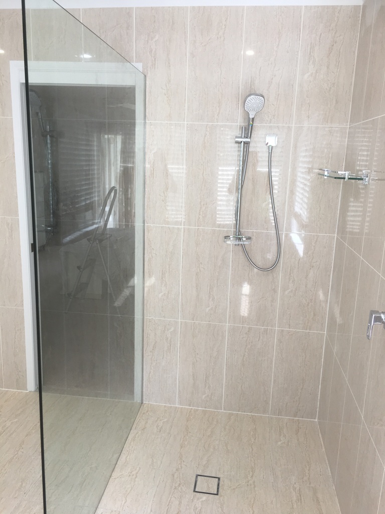 Bathroom Renovations Gold Coast. Bathroom Repairs & Kitchen Reno | home goods store | 14 Highbridge Rise, Mudgeeraba QLD 4213, Australia | 0411486808 OR +61 411 486 808