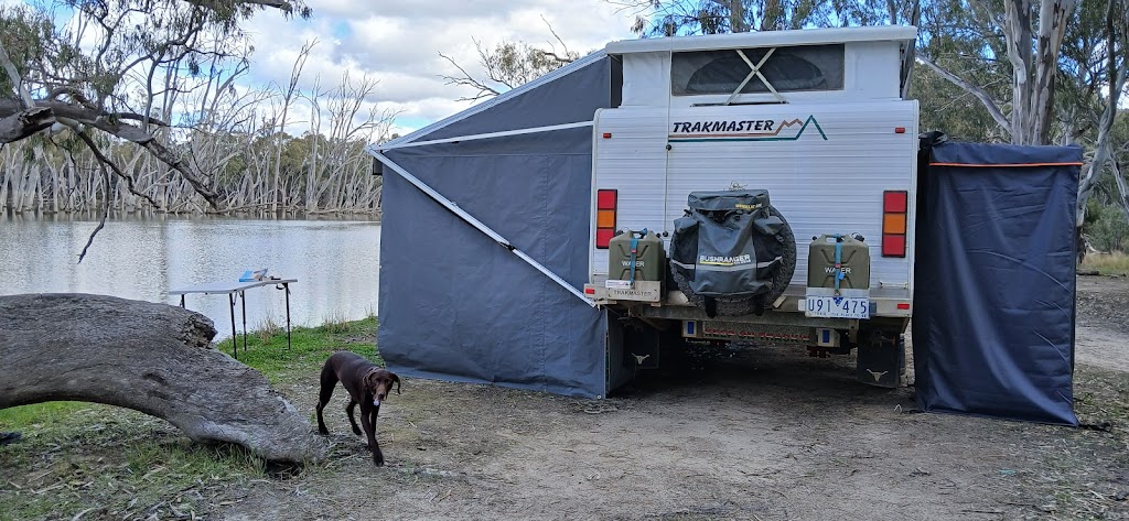 MAH CANVAS ANNEXES | 60 Lovely Banks Rd, Lovely Banks VIC 3213, Australia | Phone: 0410 129 290