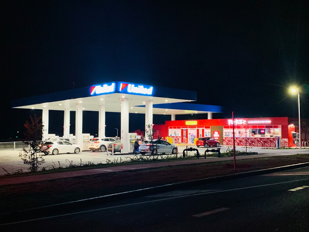 United Upper Coomera | gas station | 396 Tamborine Oxenford Rd, Upper Coomera QLD 4209, Australia