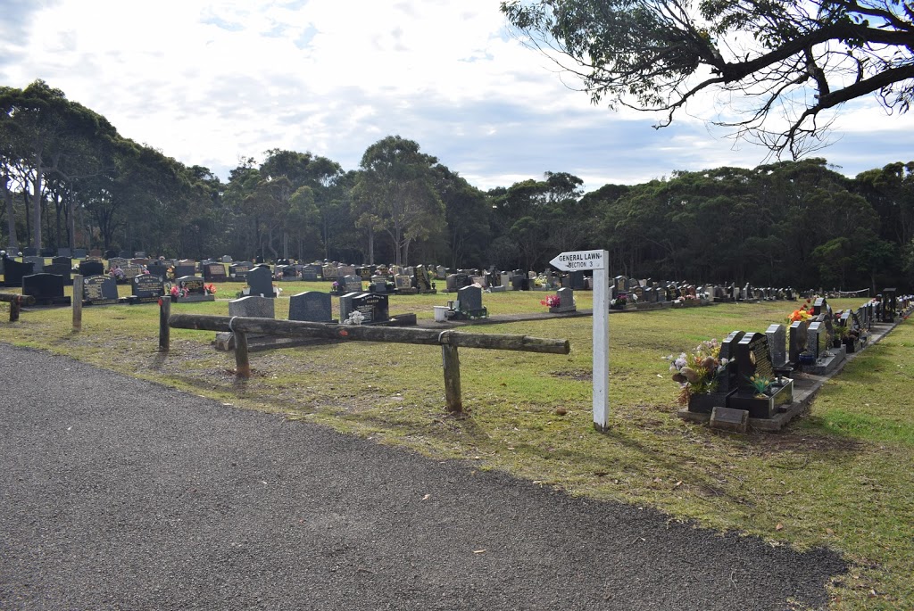 Wamberal Cemetery | cemetery | Ulamba Ave, Wamberal NSW 2260, Australia | 0488555868 OR +61 488 555 868