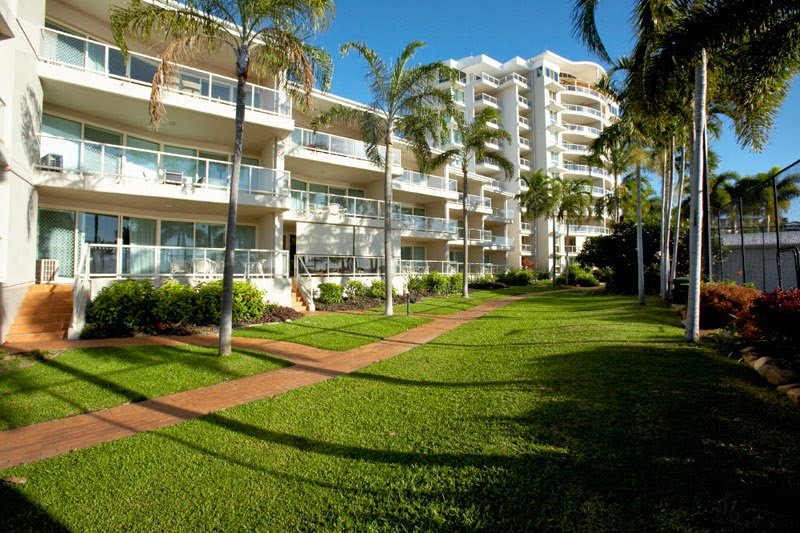 Mariners North Holiday Apartments | lodging | 7 Mariners Dr, Townsville City QLD 4810, Australia | 0747220777 OR +61 7 4722 0777