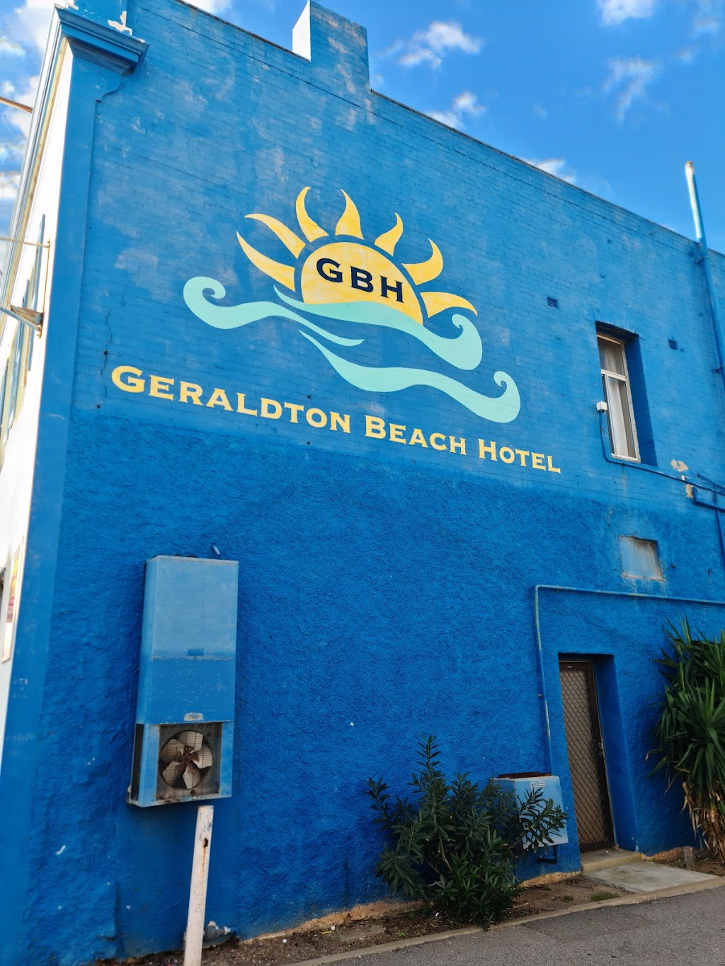 Geraldton Beach Hotel | bar | 15 Fitzgerald St, Geraldton WA 6530, Australia | 0899214444 OR +61 8 9921 4444