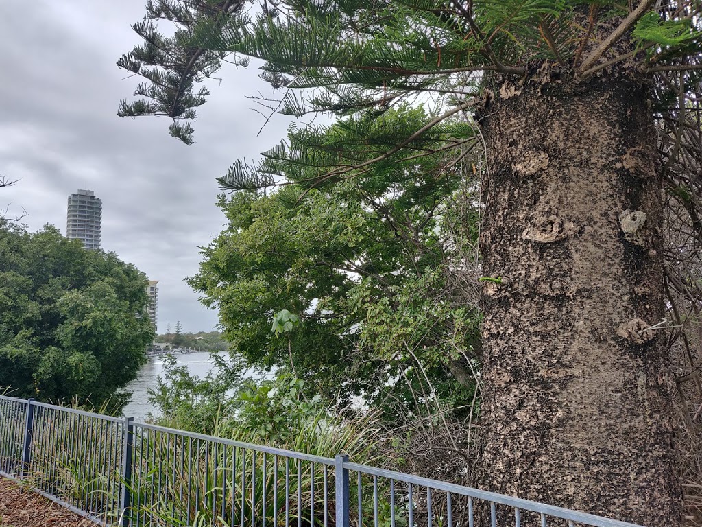 Remembrance Park | Surfers Paradise QLD 4217, Australia