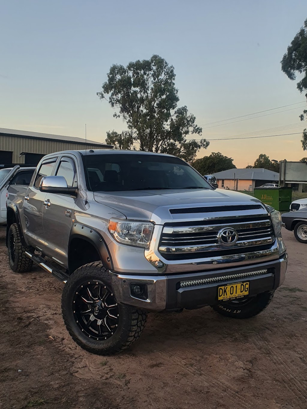 D-lux Auto Care | 95 Staatz Quarry Rd, Regency Downs QLD 4341, Australia | Phone: 0444 580 320