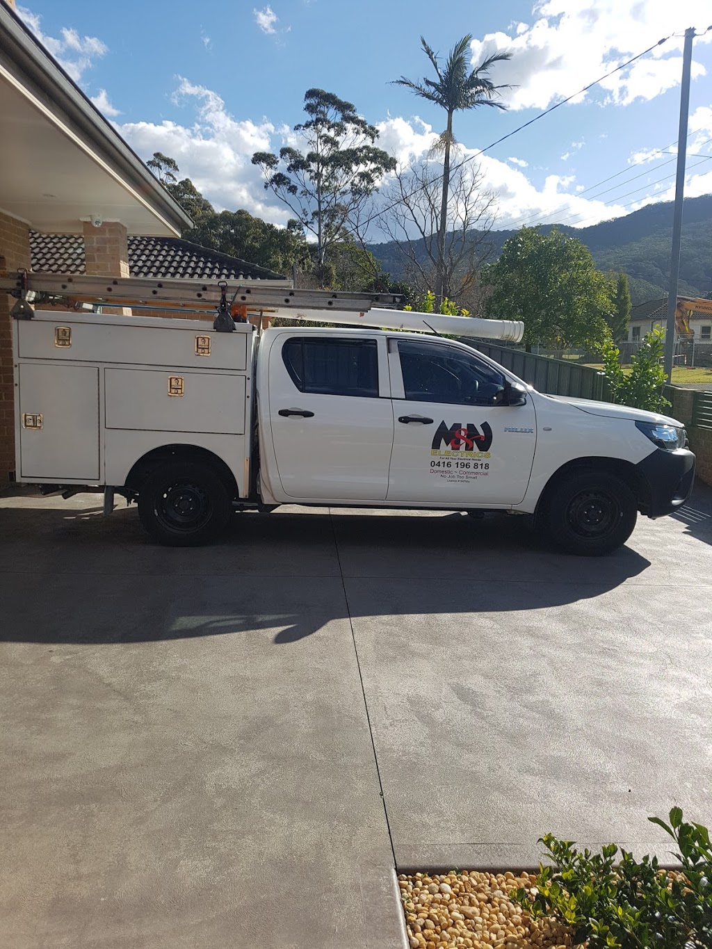 M & N Electrics | 27 Kendall St, Tarrawanna NSW 2518, Australia | Phone: 0416 196 818