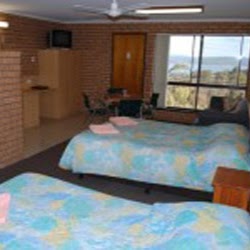 Bayview Motor Inn | Princes Hwy &, Bellevue Pl, Eden NSW 2551, Australia | Phone: (02) 6496 1242