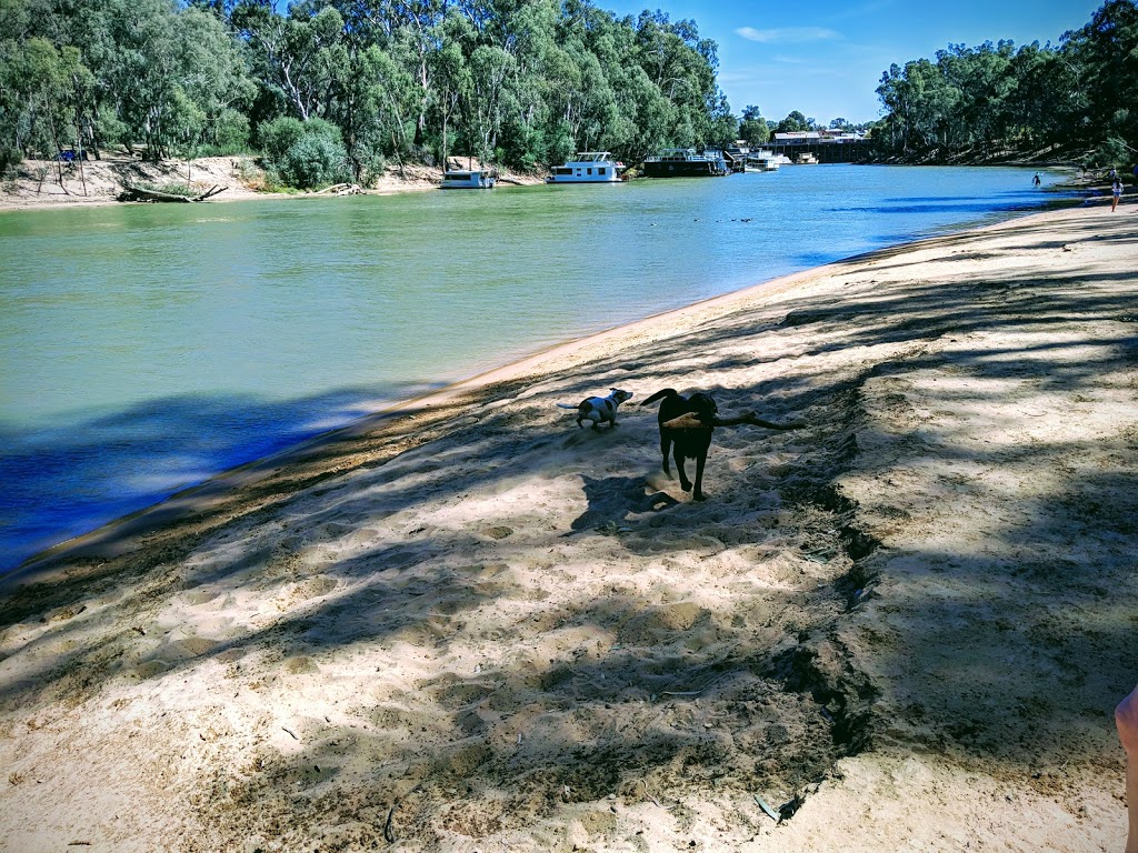 Moama beach | park | Moama NSW 2731, Australia