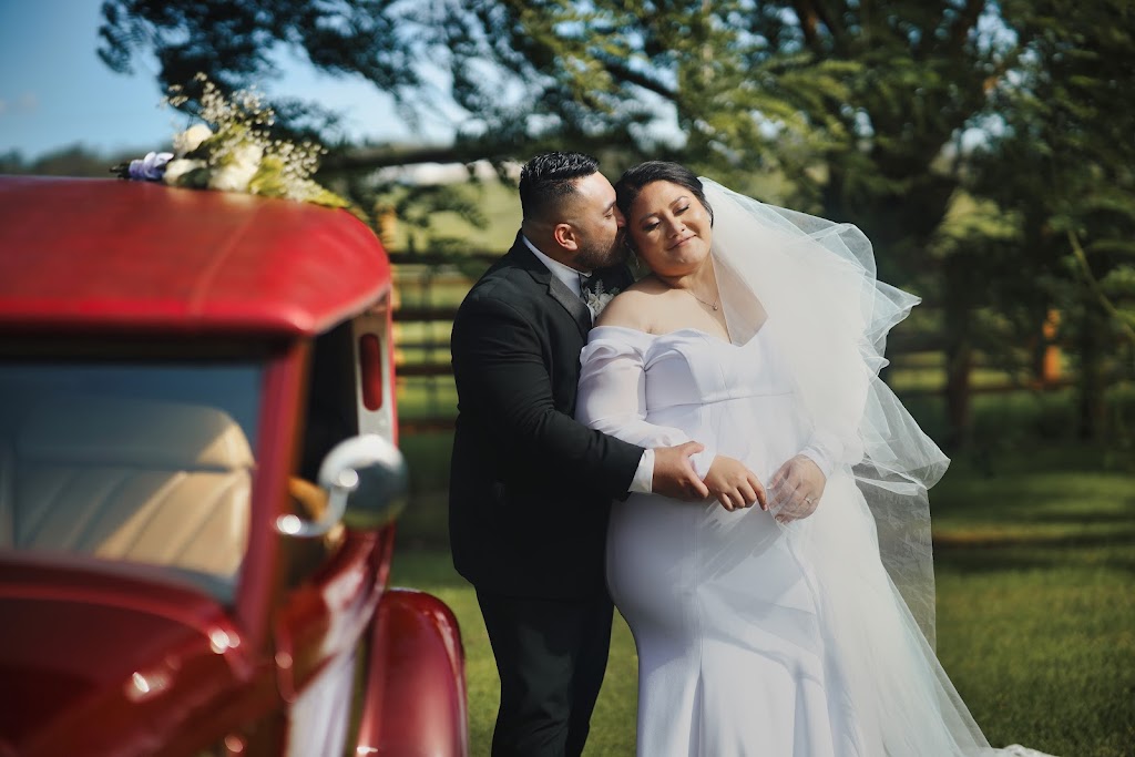 Affordable Wedding Photography | 17 Ruby Cres, Meridan Plains QLD 4551, Australia | Phone: 0469 852 183