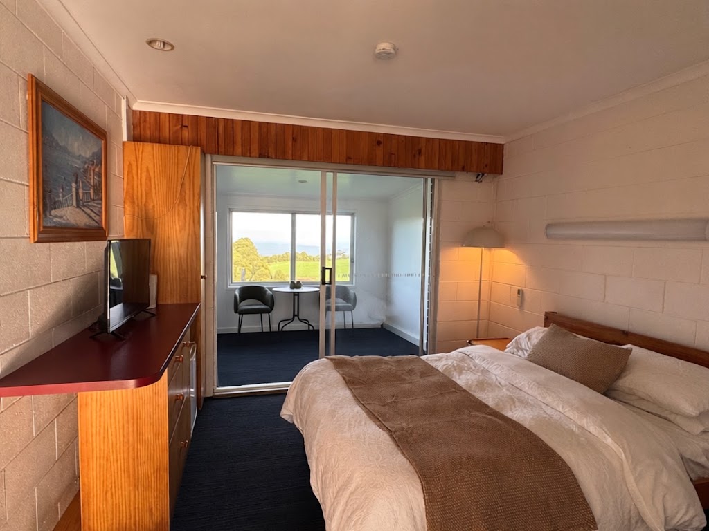 Otway Junction Motor Inn | 4730 Great Ocean Rd, Lavers Hill VIC 3238, Australia | Phone: 0467 097 465
