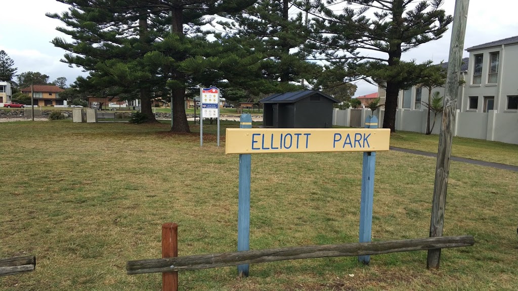 Elliott Park | park | Warilla NSW 2528, Australia