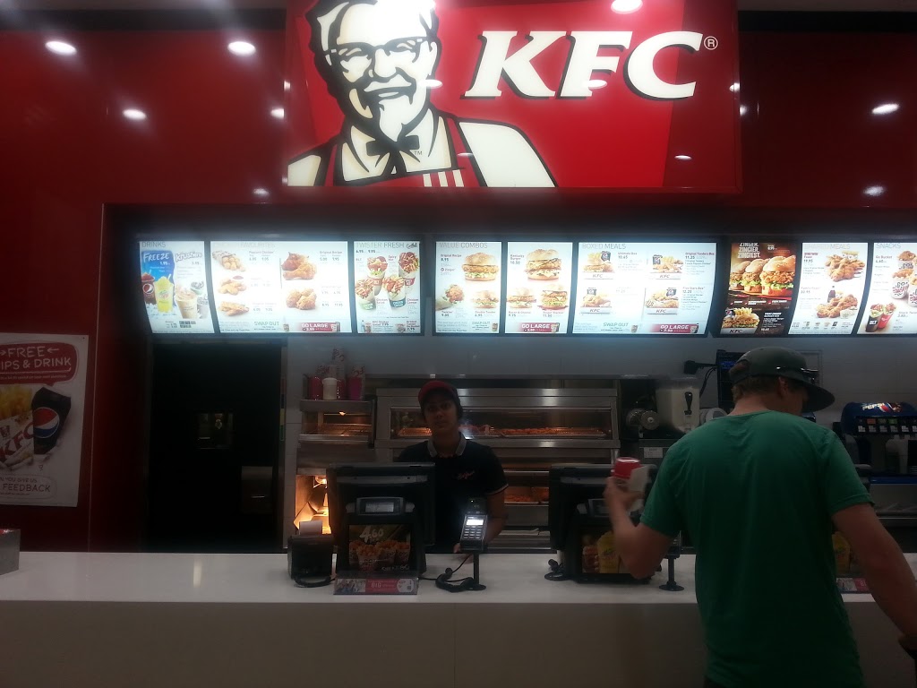 KFC Casino | meal takeaway | 112 Centre St, Casino NSW 2470, Australia | 0266628331 OR +61 2 6662 8331