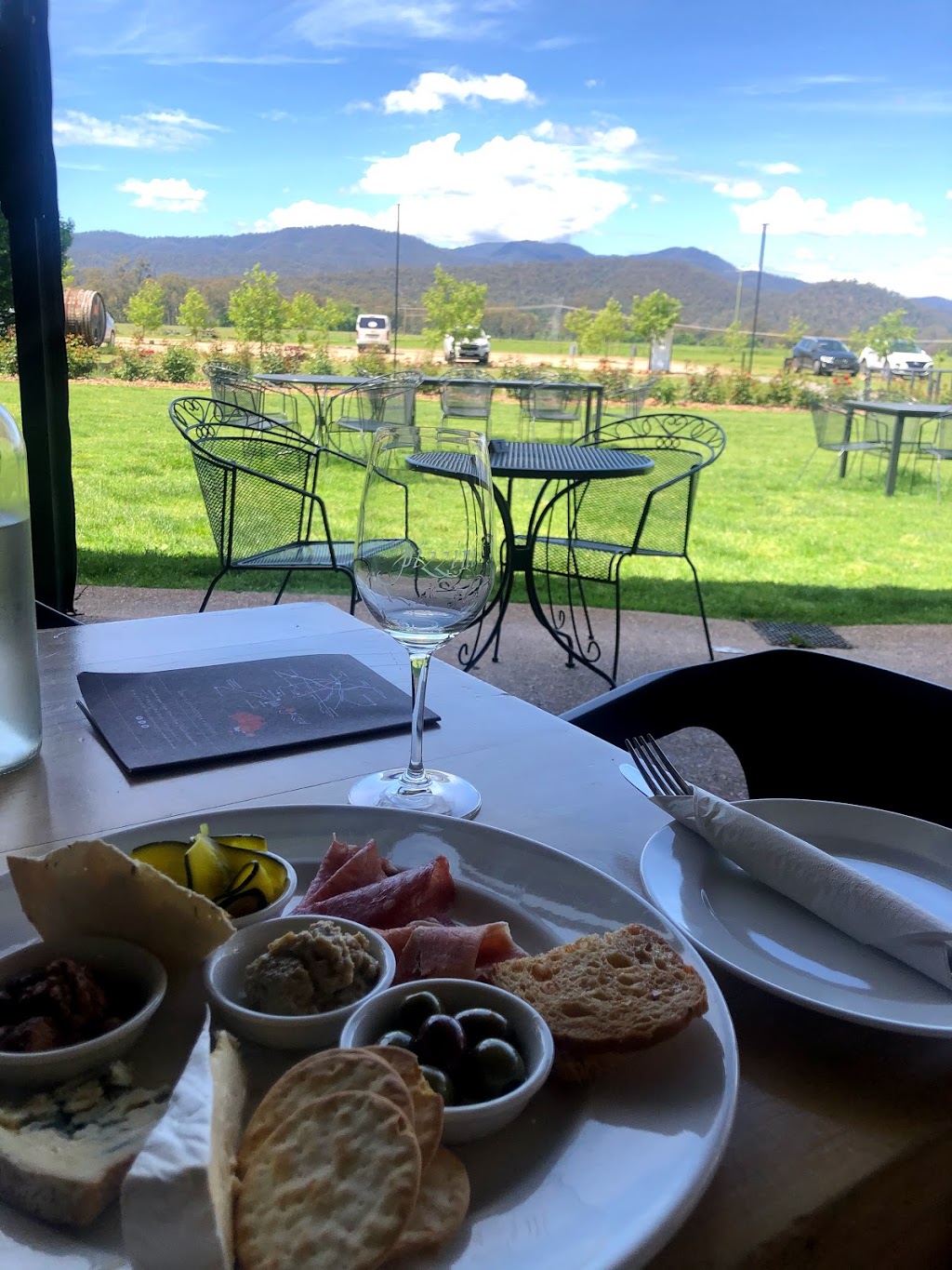 Pizzini Wines | tourist attraction | 175 King Valley Rd, Whitfield VIC 3733, Australia | 0357298278 OR +61 3 5729 8278