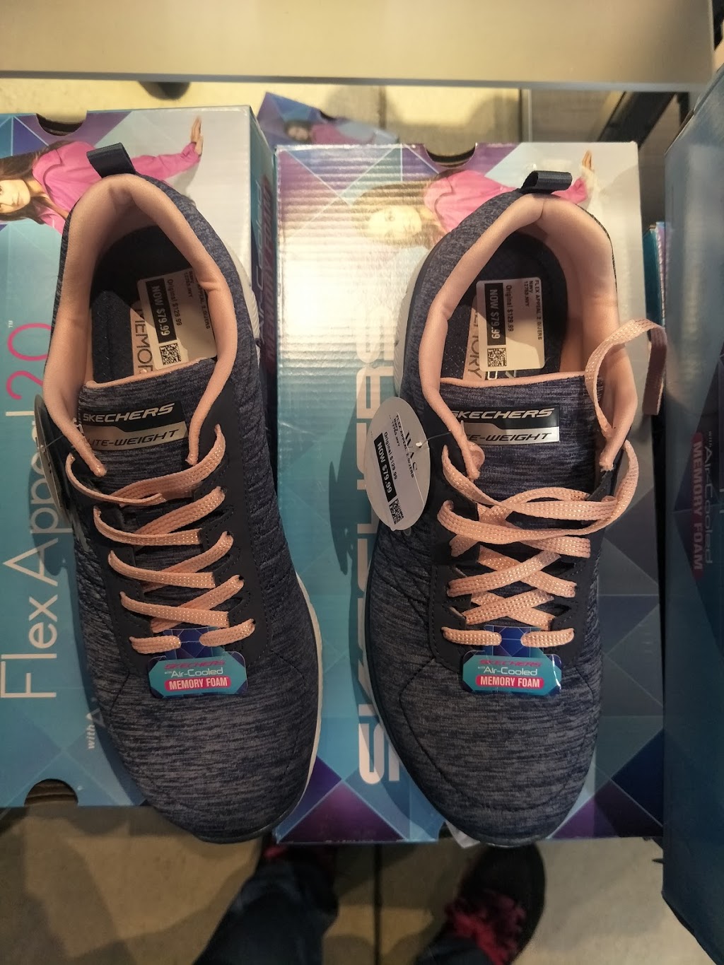 skechers shoes stockists qld