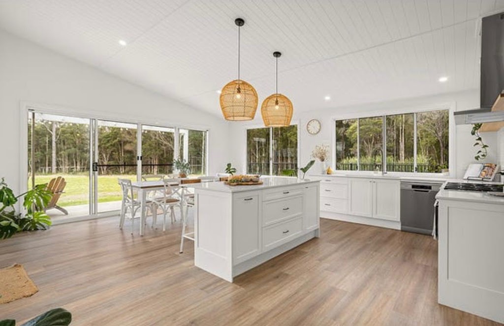 Shoreline Painting | 105 Metz Rd, Old Bar NSW 2430, Australia | Phone: 0468 866 859