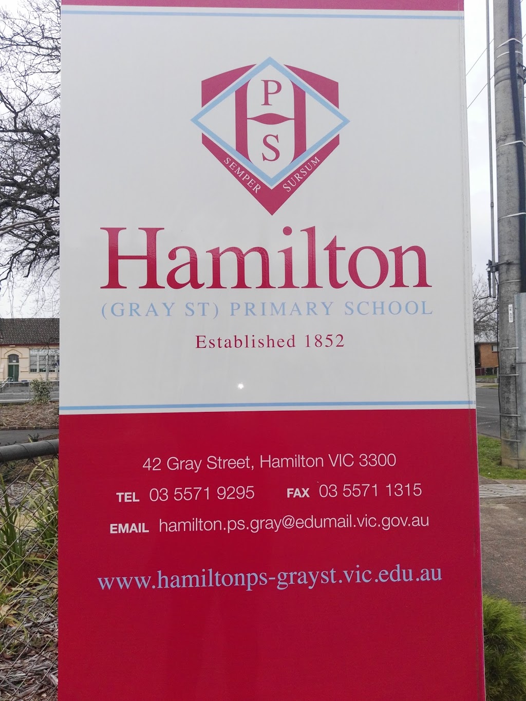 Hamilton (Gray St) Primary School | school | 42 Gray St, Hamilton VIC 3300, Australia | 0355719295 OR +61 3 5571 9295