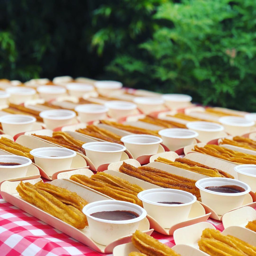 Elenas Paella Spanish Catering Melbourne | 116 Earlsfield Dr, Berwick VIC 3806, Australia | Phone: 0402 982 661