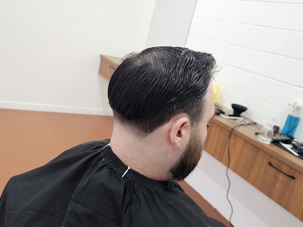 Two Betts Barbershop | 5 Coliseum Walk, Ballarat Central VIC 3350, Australia | Phone: 0491 172 825