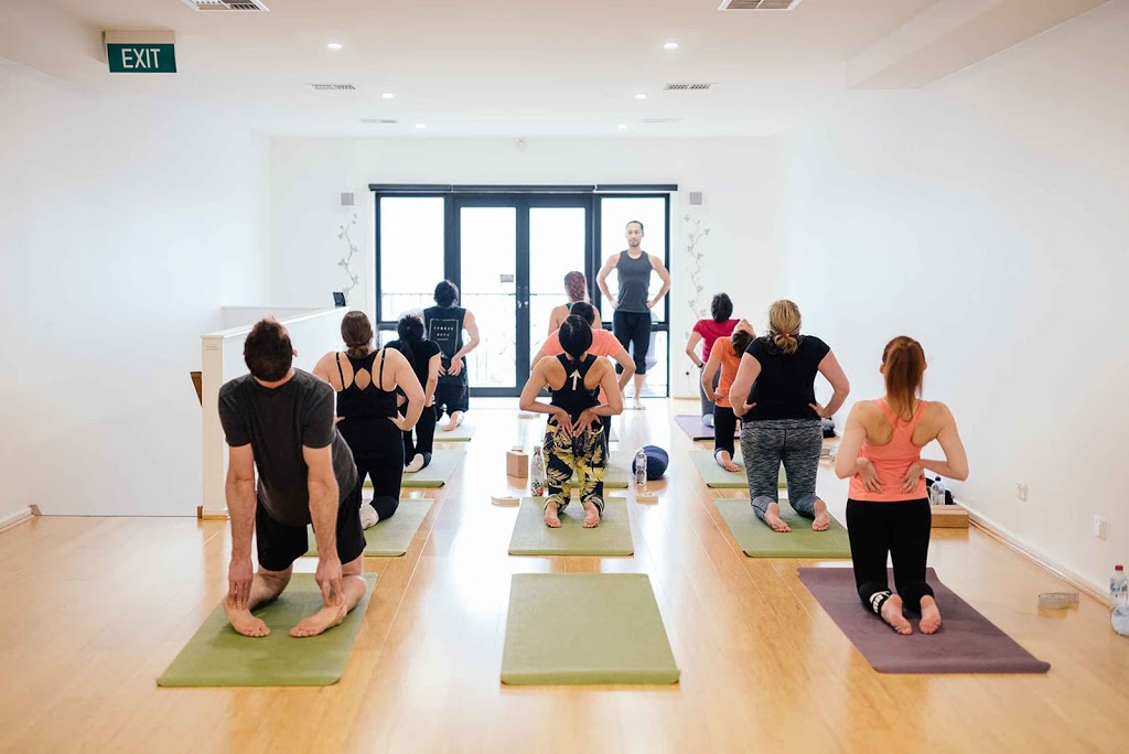5D Yoga & Wellness | school | 2/290 Blackburn Rd, Doncaster East VIC 3109, Australia | 0409196785 OR +61 409 196 785