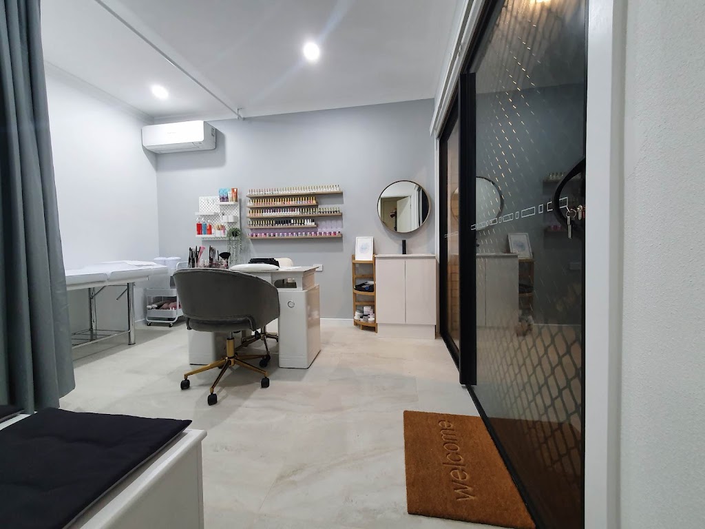 Queenies Nails & Beauty | 44 Frankland St, South Ripley QLD 4306, Australia | Phone: 0426 669 339