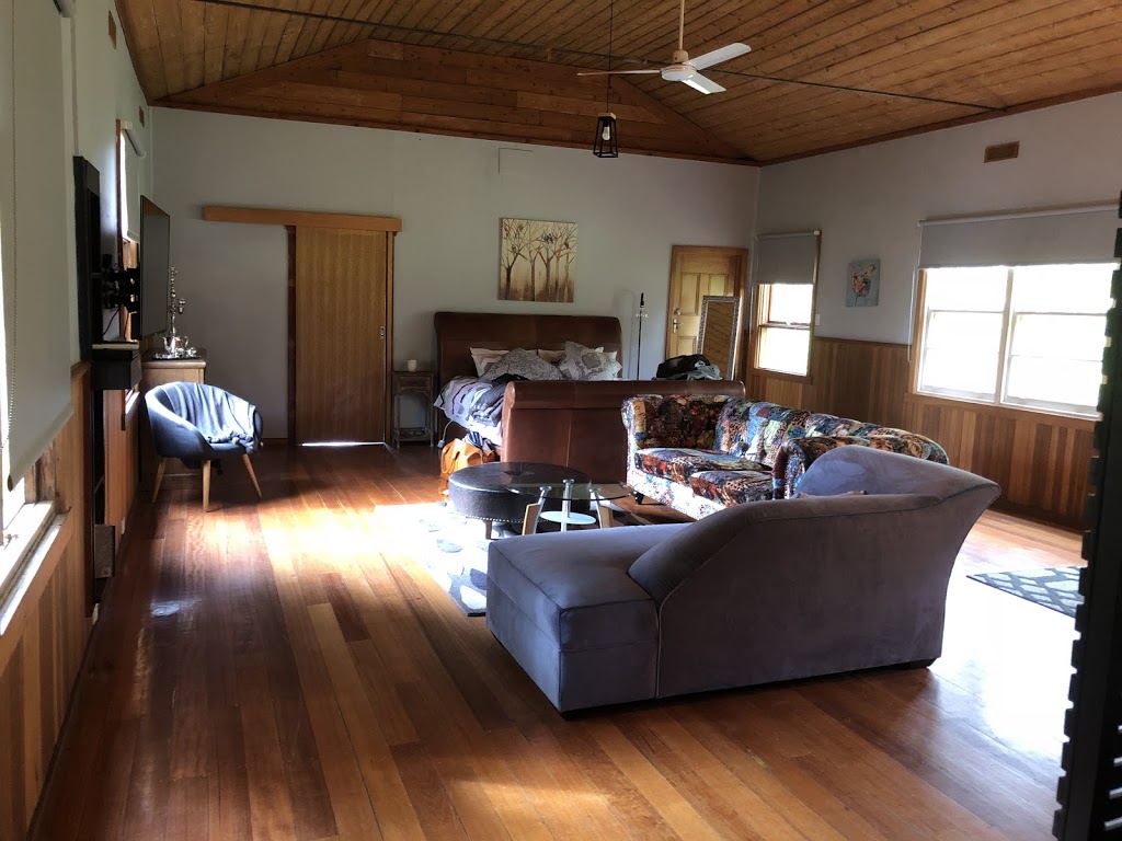 Brooklyn Hall Bed and Breakfast | lodging | 213 Badger Creek Rd, Healesville VIC 3777, Australia | 0425761435 OR +61 425 761 435
