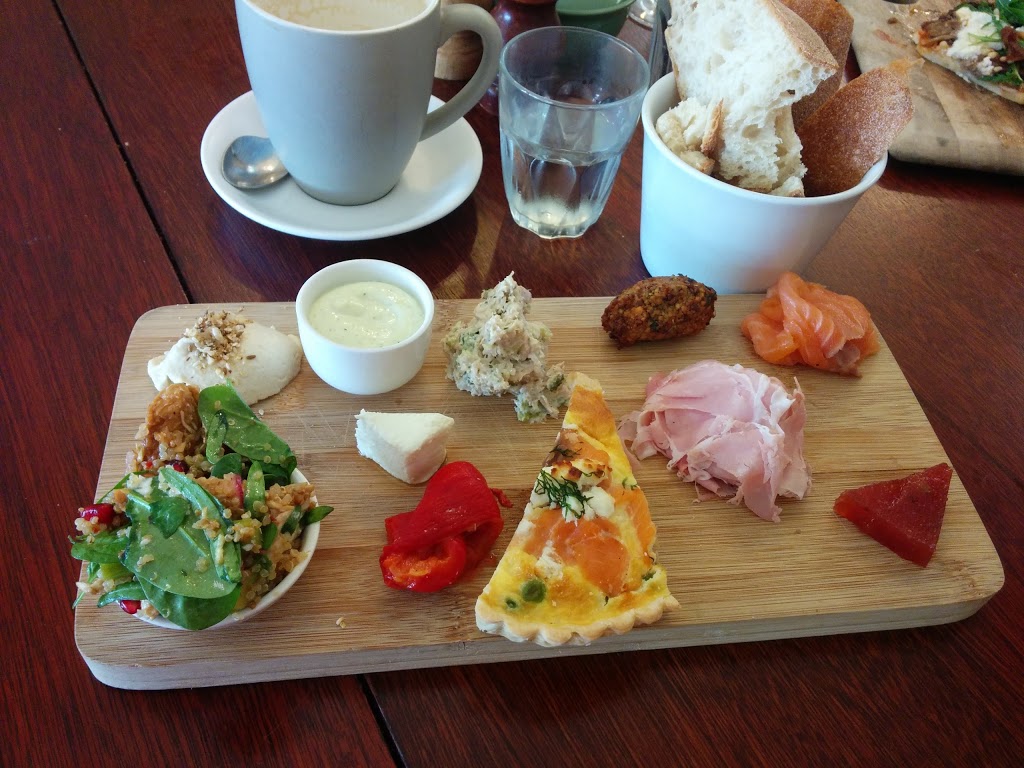 Say Grace Cafe & Bistro | 16/20 Henty St, Casterton VIC 3311, Australia | Phone: (03) 5581 2783