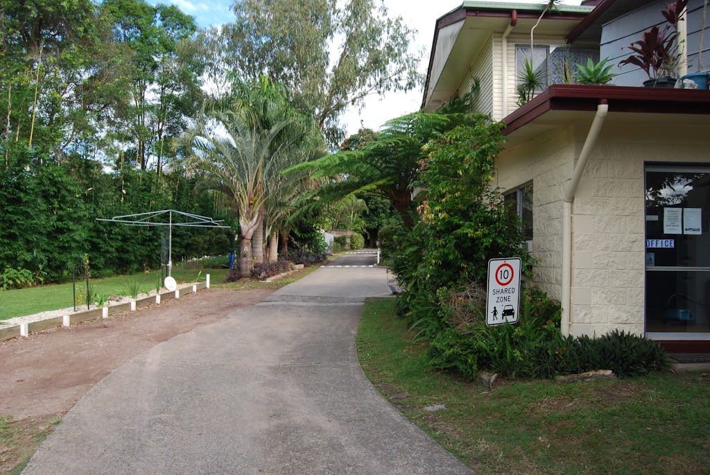Buderim Comfy Cottages |  | 316 Tanawha Tourist Dr, Tanawha QLD 4566, Australia | 0448270030 OR +61 448 270 030