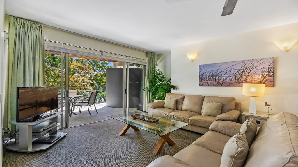 Park Cove Little Cove | 48 Park Rd, Noosa Heads QLD 4567, Australia | Phone: (07) 5447 3566