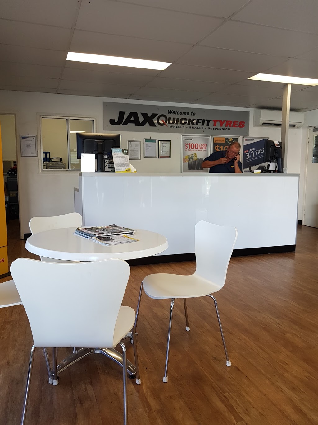 JAX Tyres Yeerongpilly | 760 Fairfield Rd, Yeerongpilly QLD 4105, Australia | Phone: (07) 3217 1188