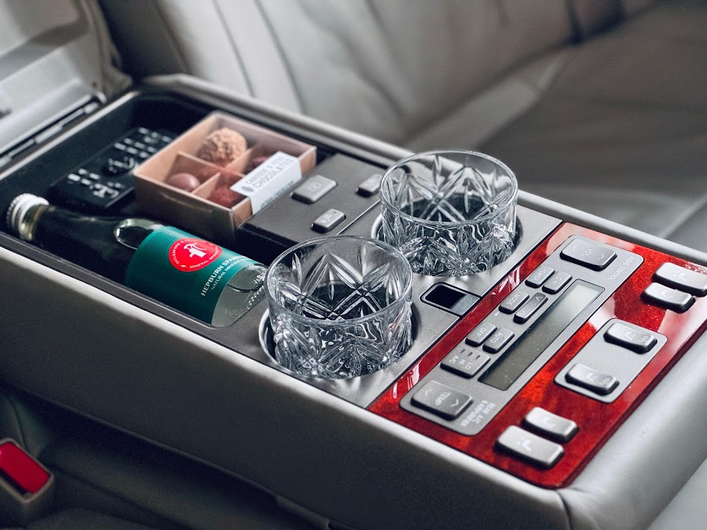 Flying Fox Chauffeur Service | 10 Dudley St, Castlemaine VIC 3450, Australia | Phone: 0402 598 492