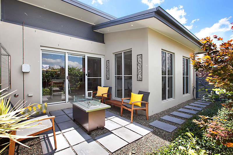 Vista One | lodging | 20 Angophora Dr, Rothbury NSW 2320, Australia | 0249982400 OR +61 2 4998 2400